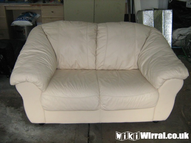 Attached picture sofa 001.jpg